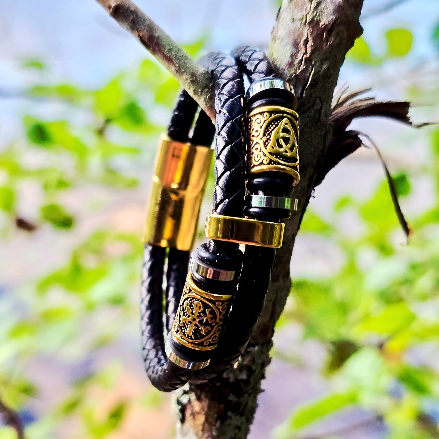 Lederarmband "Vegvisir und Valknut Double" (2025)