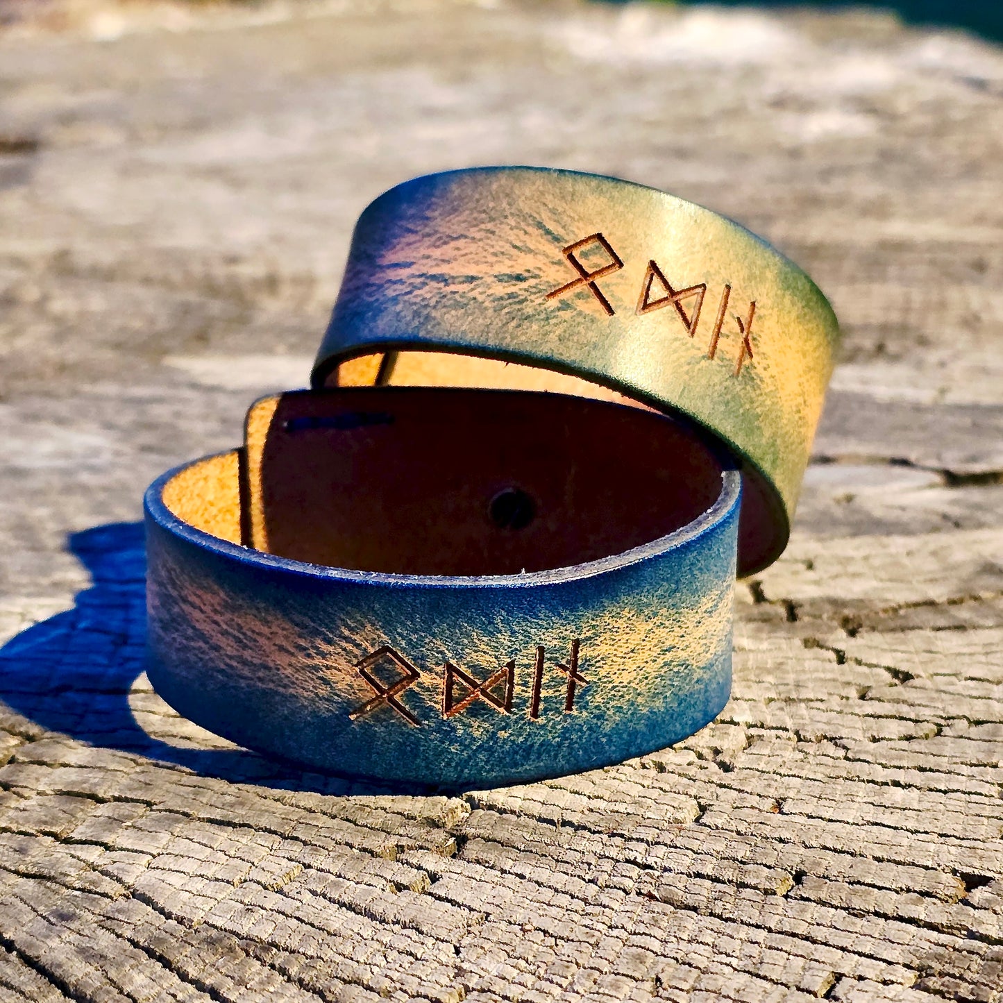 „Odin“ Armband aus Premium-Leder, erhältlich in mehreren Farben