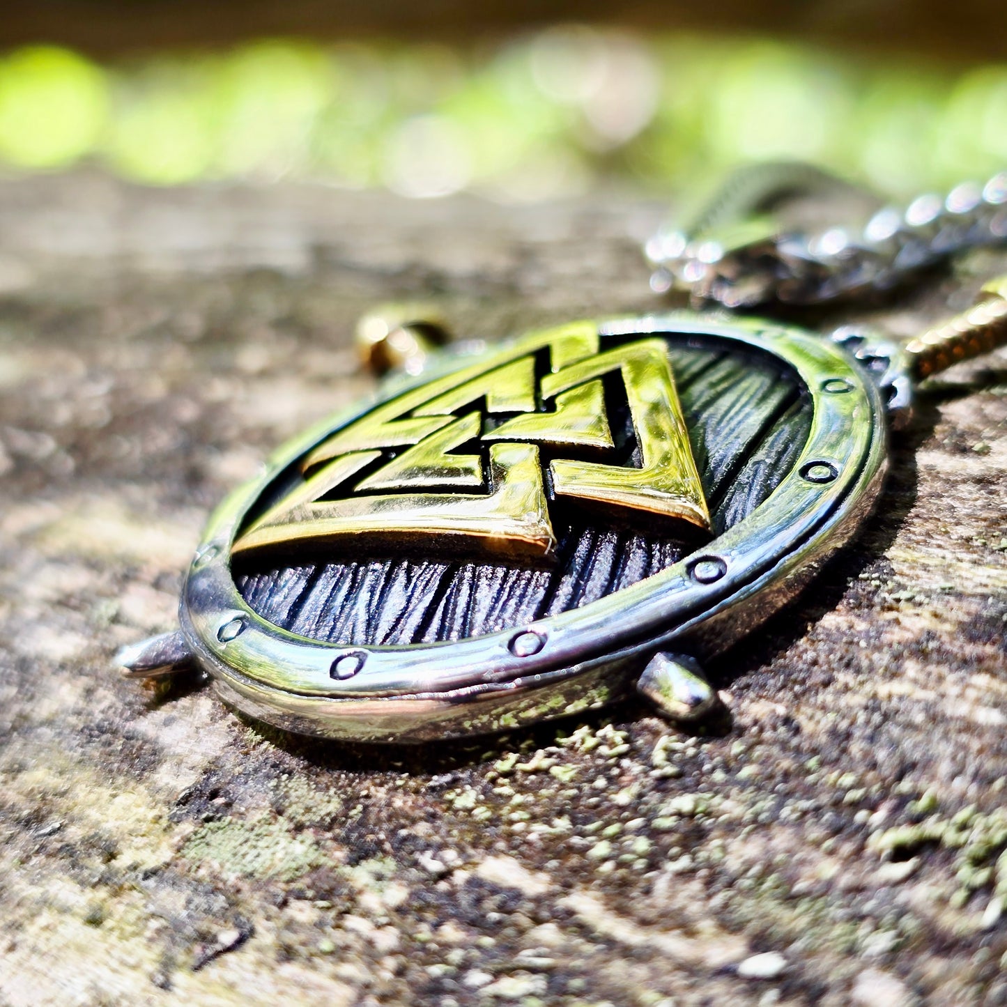 Halskette "Valknut Schild" (2025)