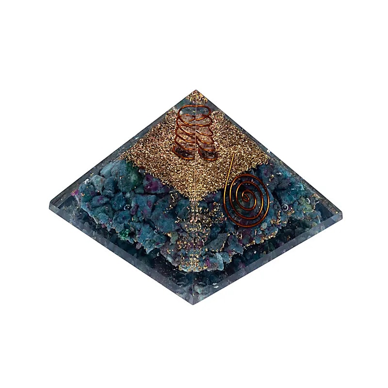 Orgonitpyramide - Rubin in Kyanit
