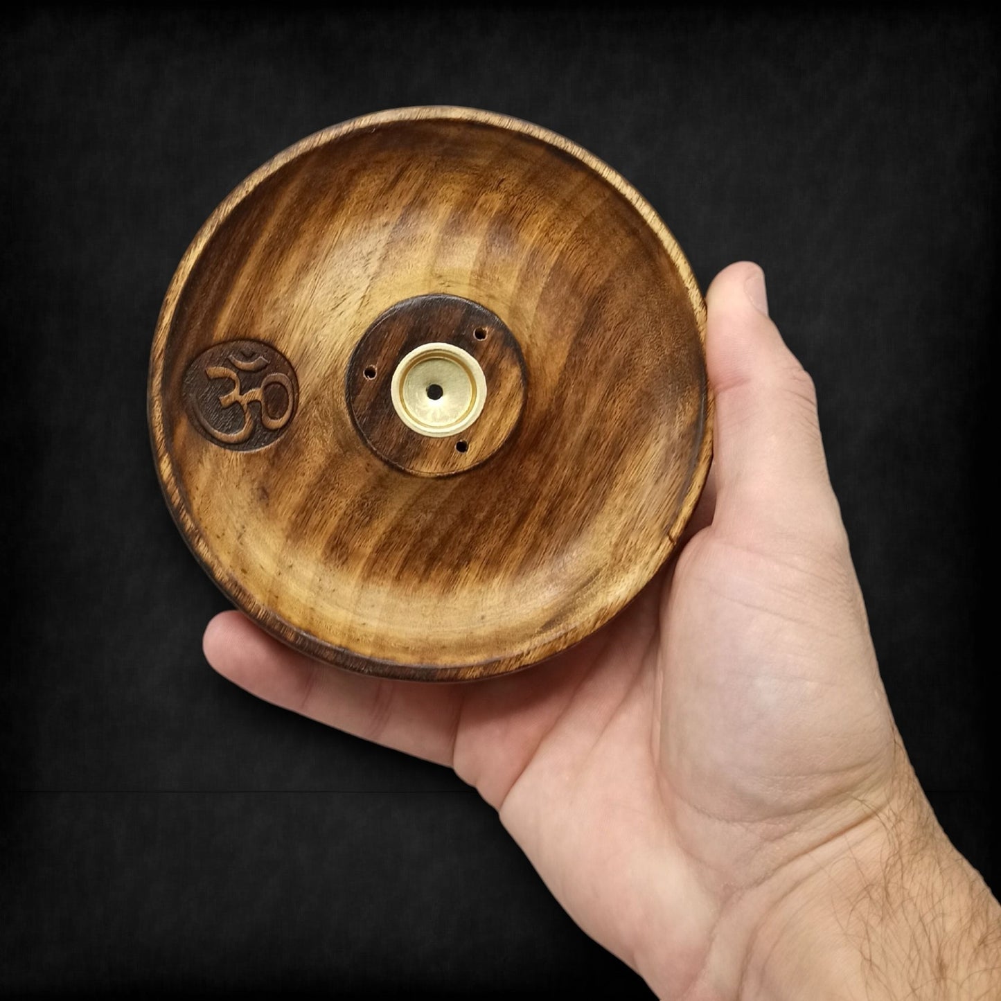 Räucherstäbchen & -kegel – „Om“ aus massivem Mangoholz