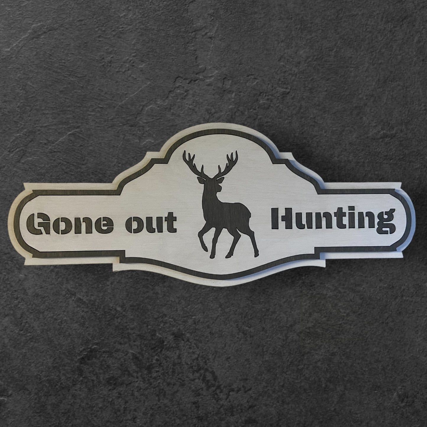 Wanddekoration „Gone out hunting“