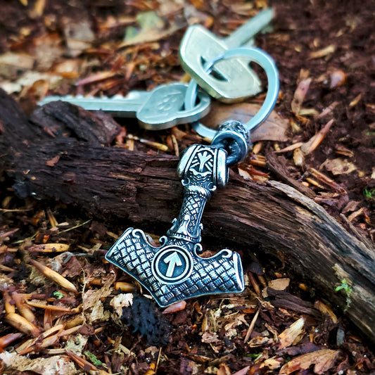 Schlüsselanhänger „Mjölnir Valknut“ – Silver Edition