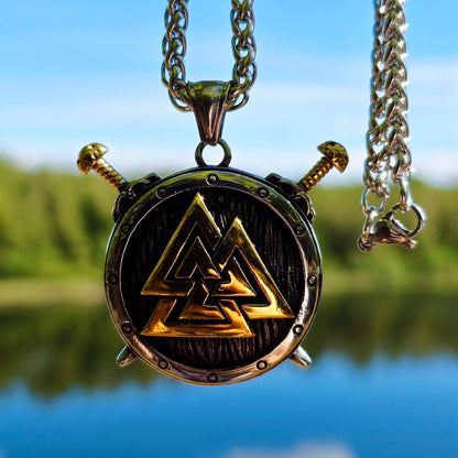 Halskette "Valknut Schild" (2025)