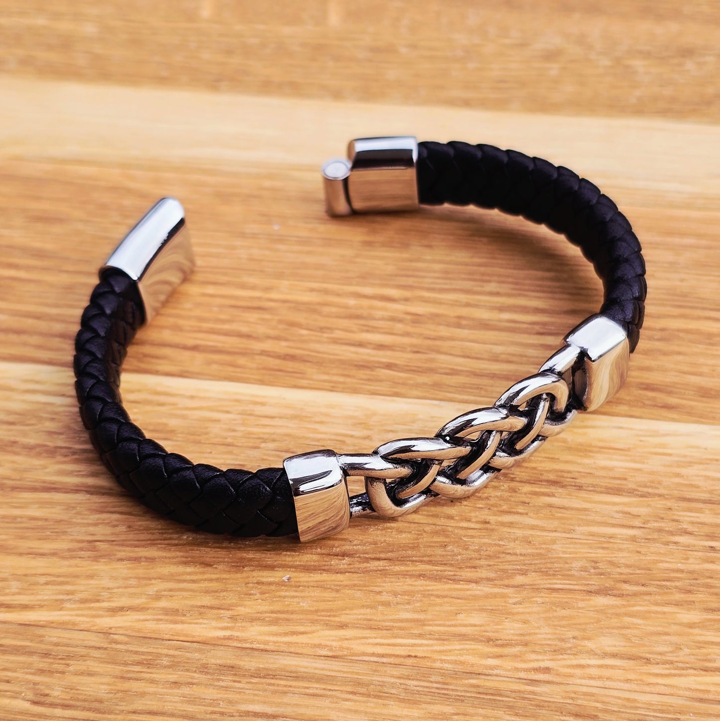 Bracelet "Leather Knot"