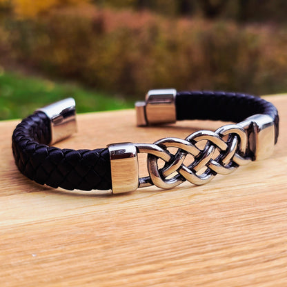 Bracelet "Leather Knot"