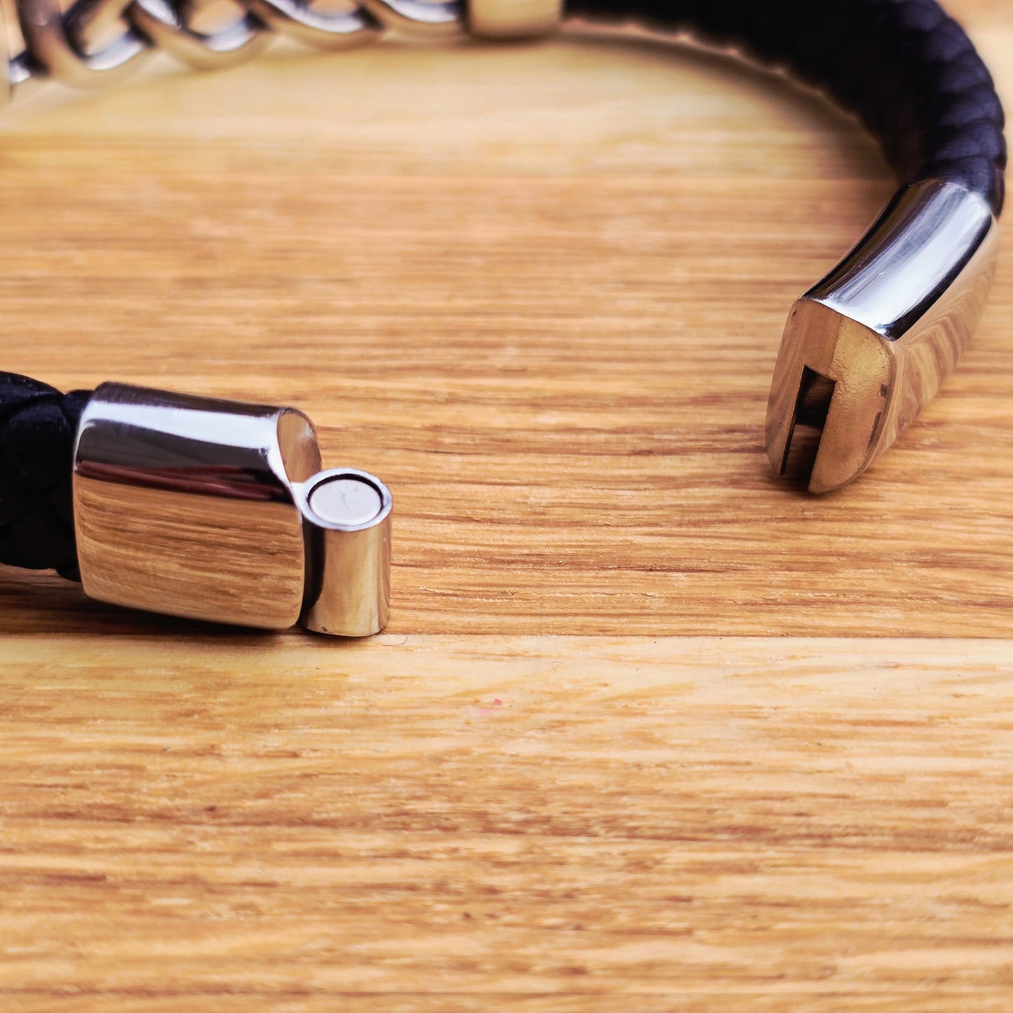 Bracelet "Leather Knot"