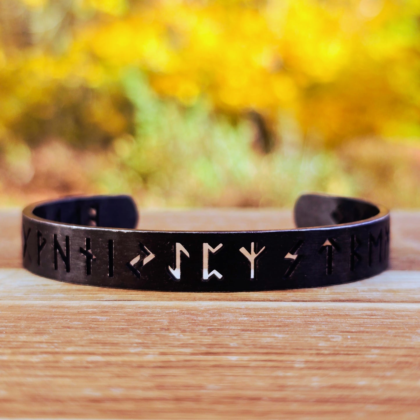 Antique Bangle "Runes of the North" Antik