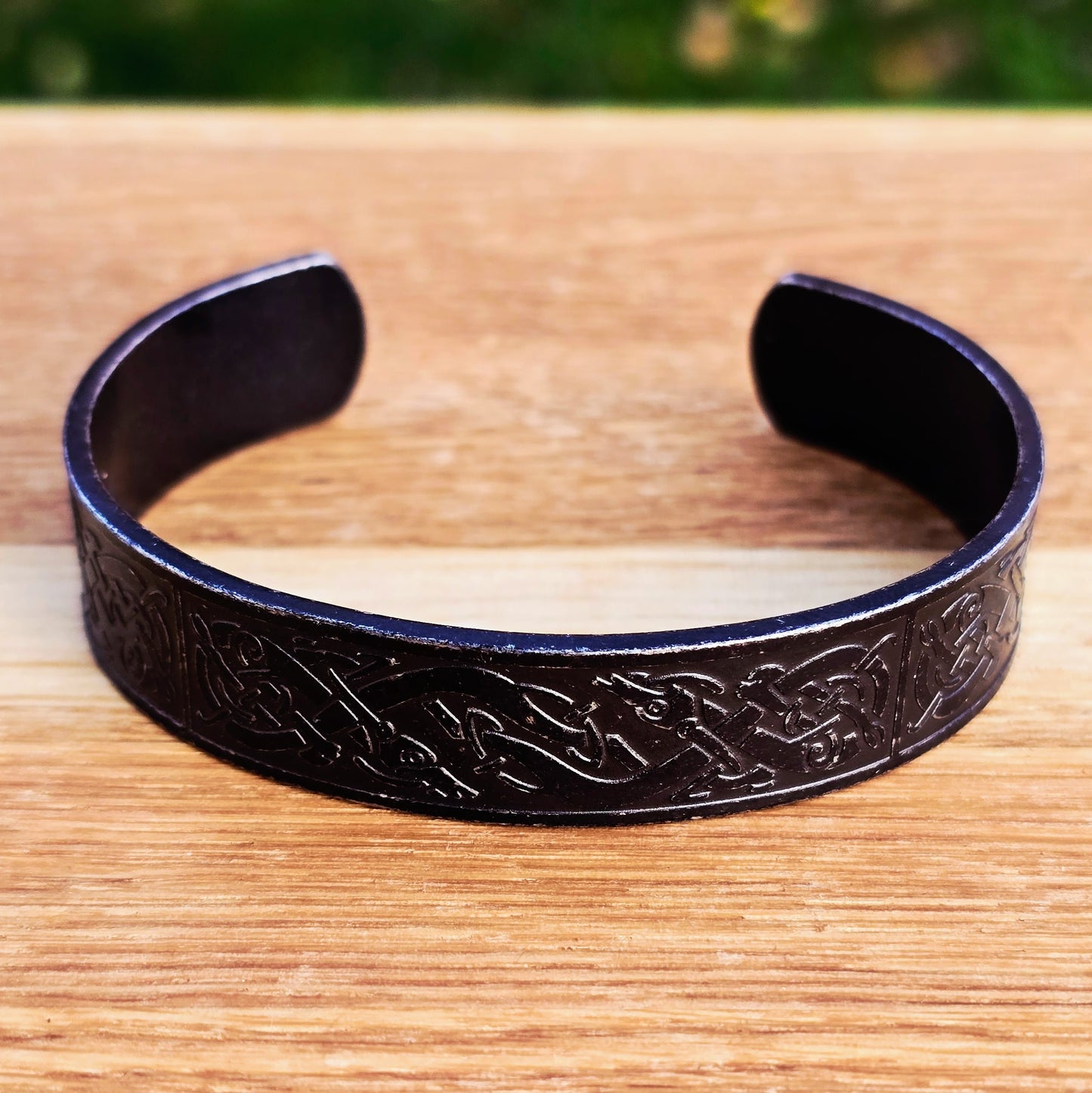 Norse Antique Bangle - Antik