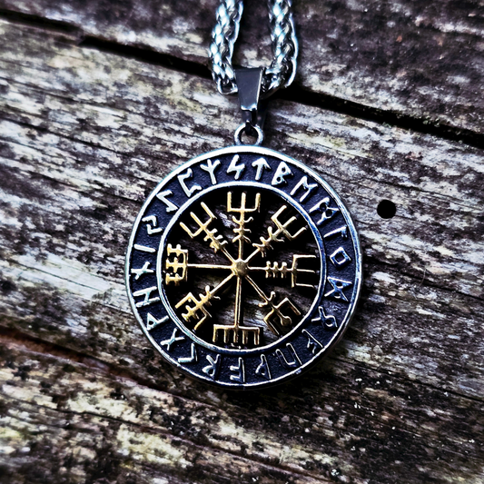Halskette "Runenkompass Vegvisir" (2025)
