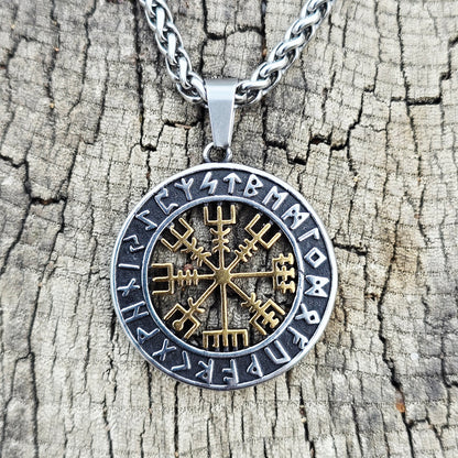 Necklace "Rune compass Vegvisir" (2025)