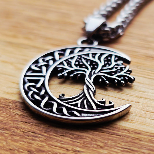 Halsband "Yggdrasil och Månen"