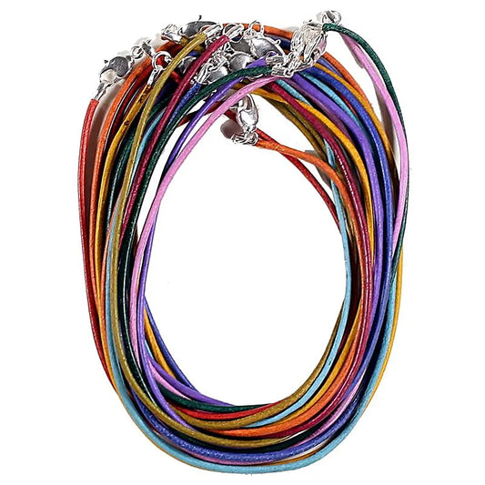 Halskette aus Leder mit farbigem Karabiner